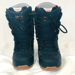 32 Snowboard Boots Size 9.5 / 42.5EU Black Level 3